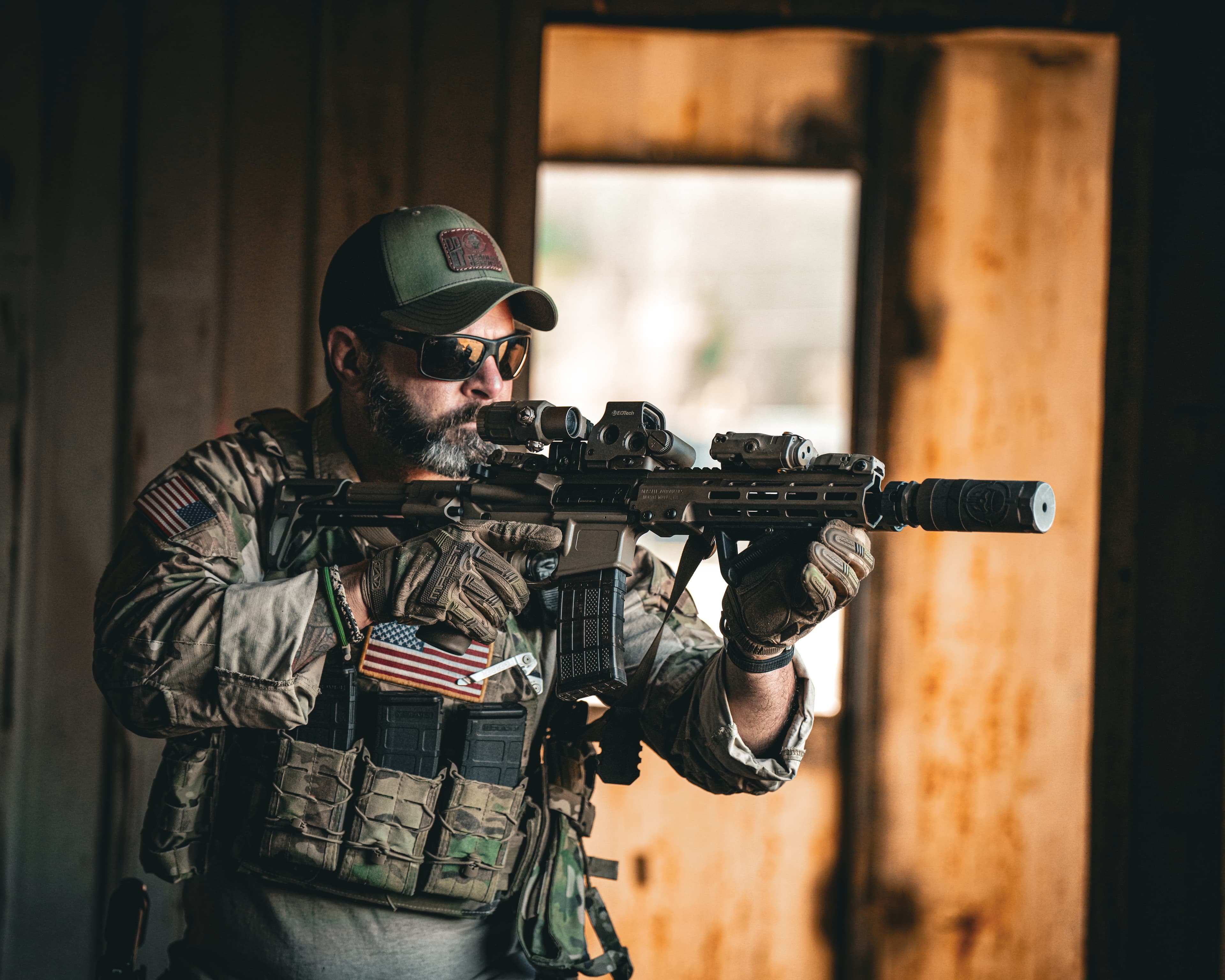 Paul running his Tactical Tailor and Crye Precision plate carrier and load-bearing kit